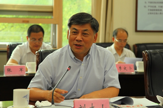 中地集团董事长_河南省置地集团张云礼